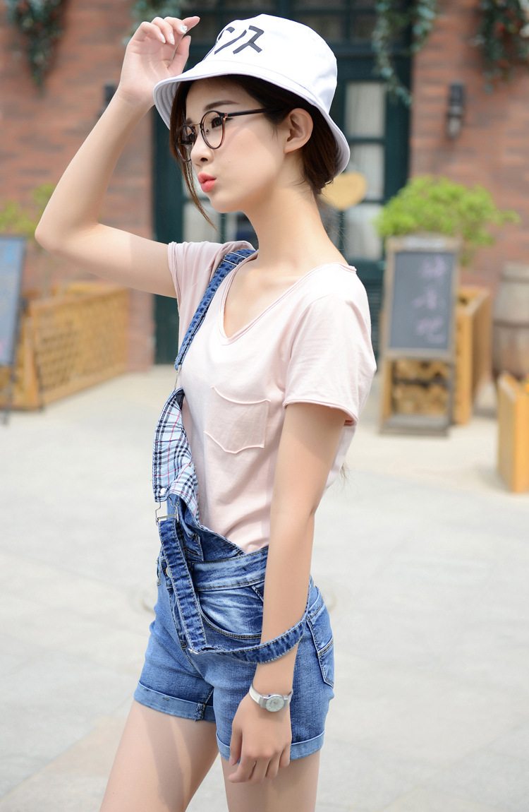 可拆卸夏季新款大码吊带牛仔短裤女修身弹力翻边背带裤热