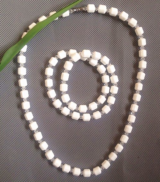 托玛琳项链 白色上釉亮光粗八角 白色水晶项链 锗石项链