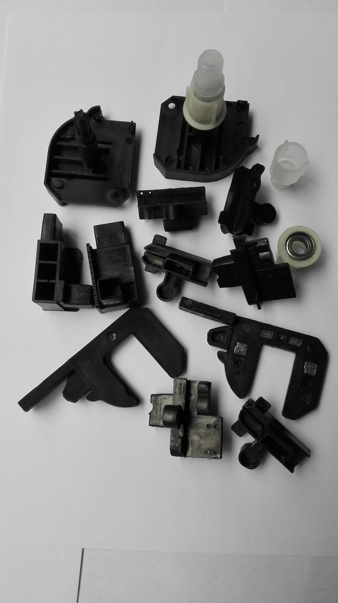 隐形纱窗配件手动类型塑料配件工厂可定制abs材质