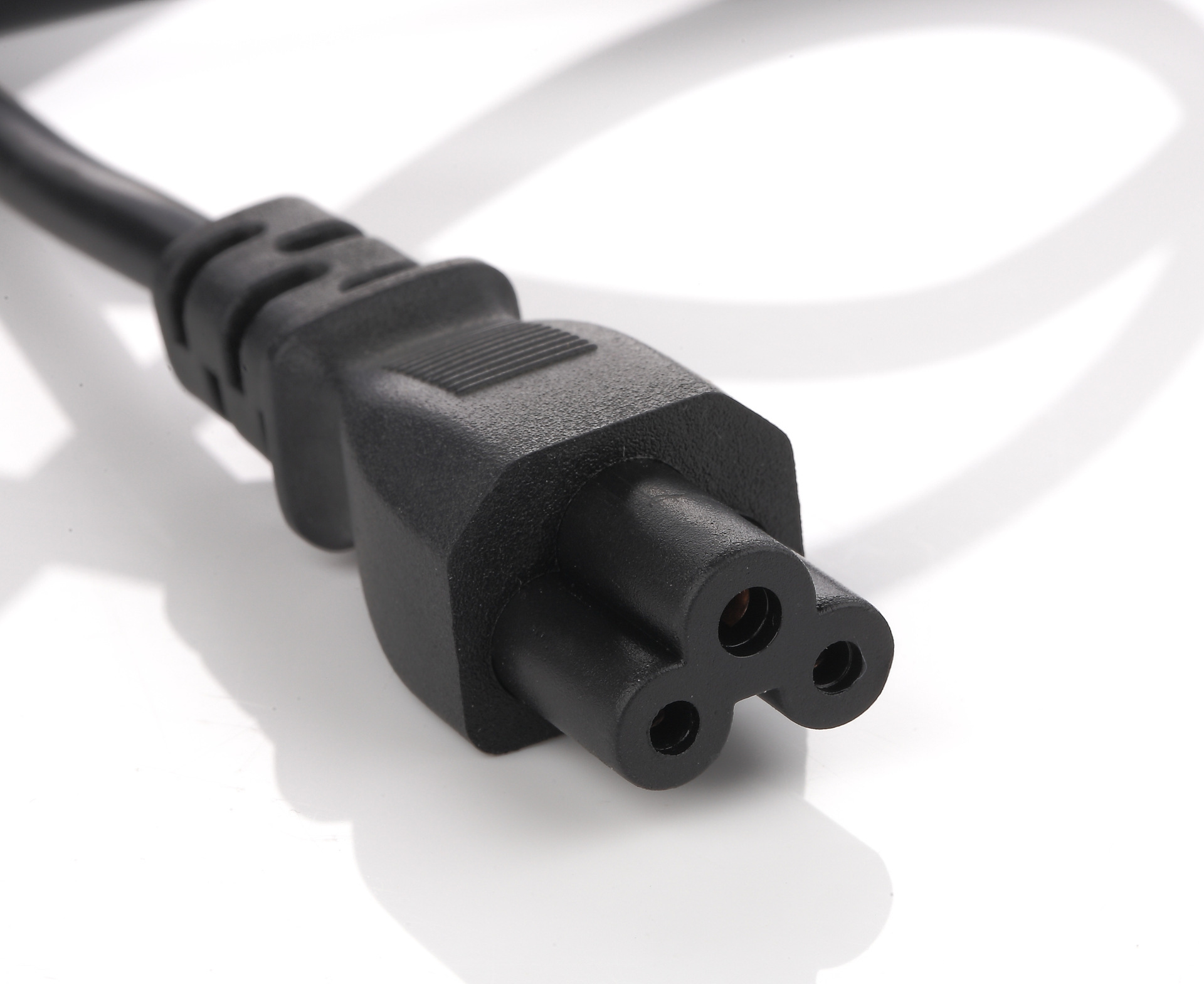 南岛ccc认证一体10a净水器 榨汁机 电饭煲 南岛漏电保护插头