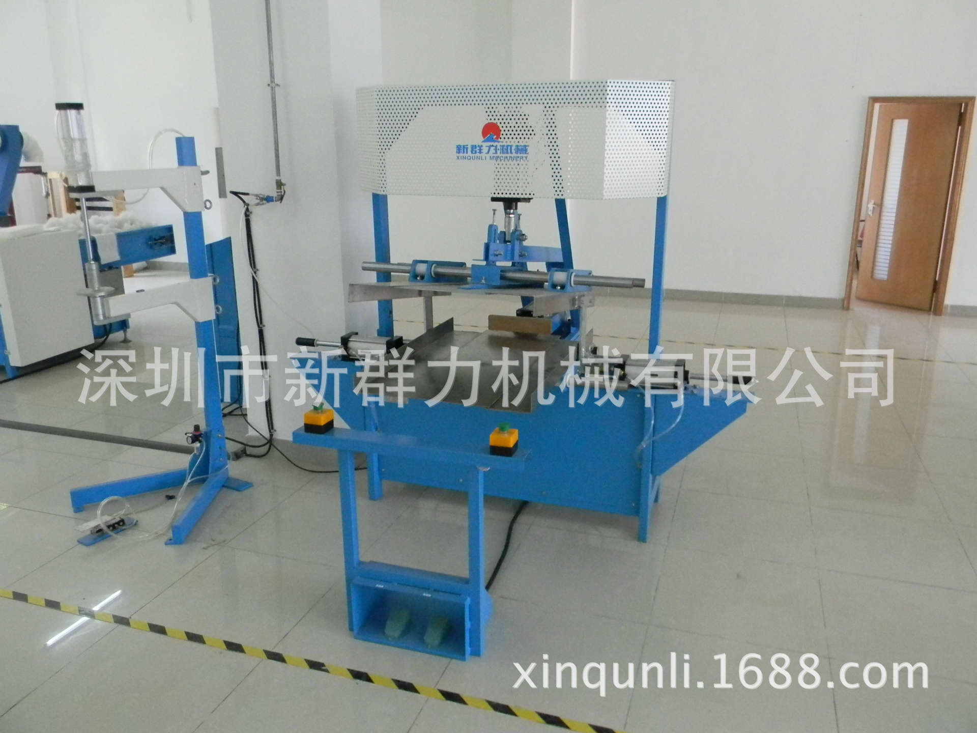 沙发装包机,沙发套袋机,塞棉机