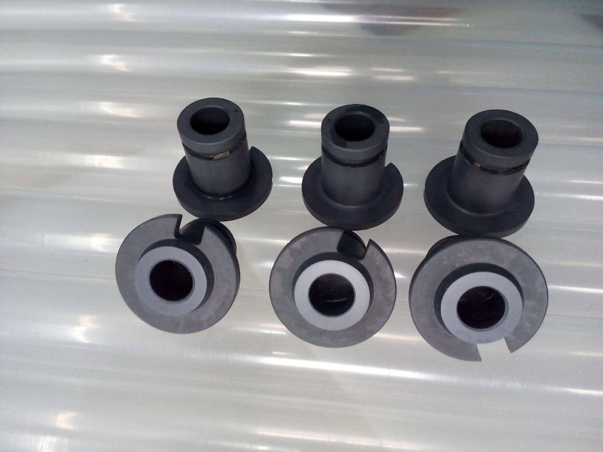 无压烧结碳化硅轴套 批量碳化硅轴套批发 碳化硅产品厂家直销