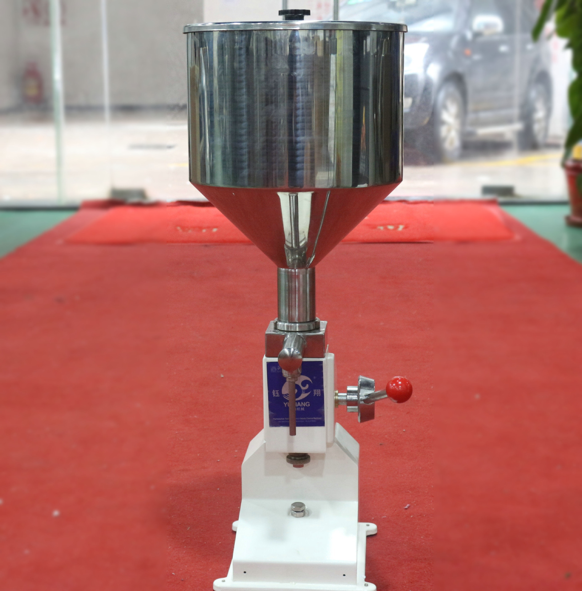 工厂直销膏体手动灌装机 食用油指甲油灌装设备 小型定量包装机