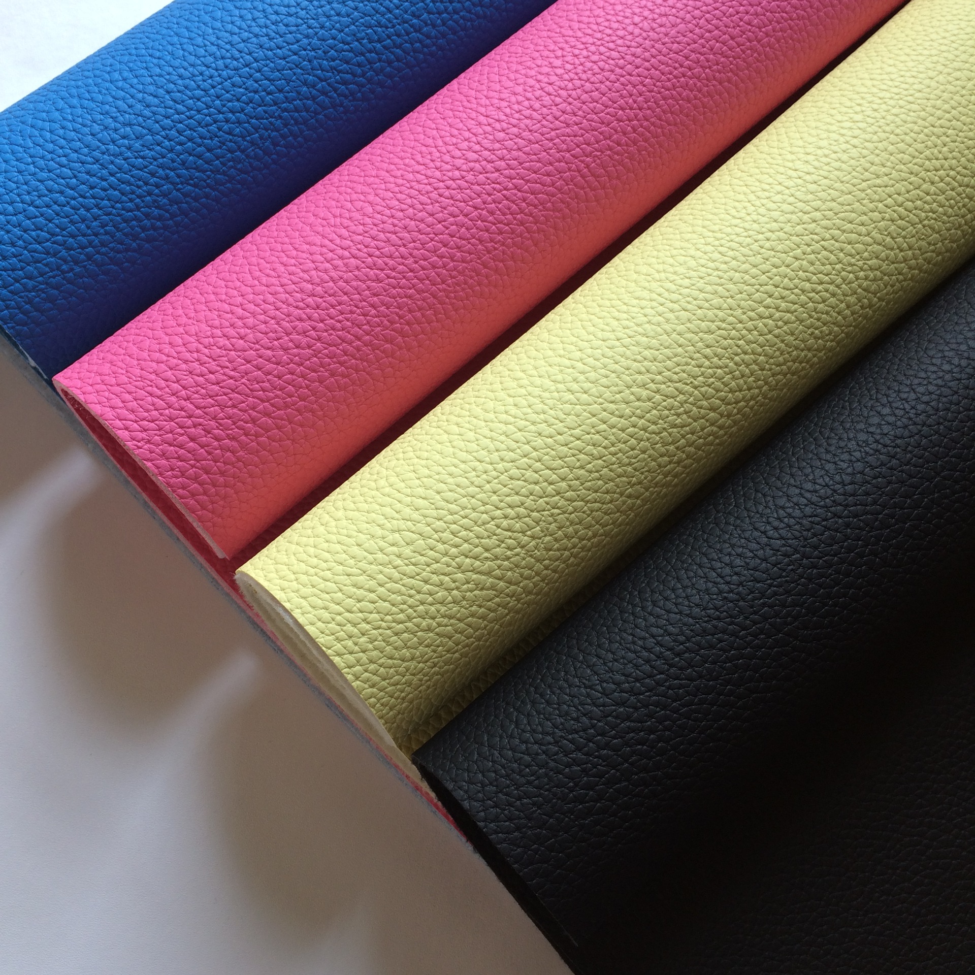 荔枝纹皮革 pvc皮革 人造革皮料 厂家优质现货批发 皮革面料