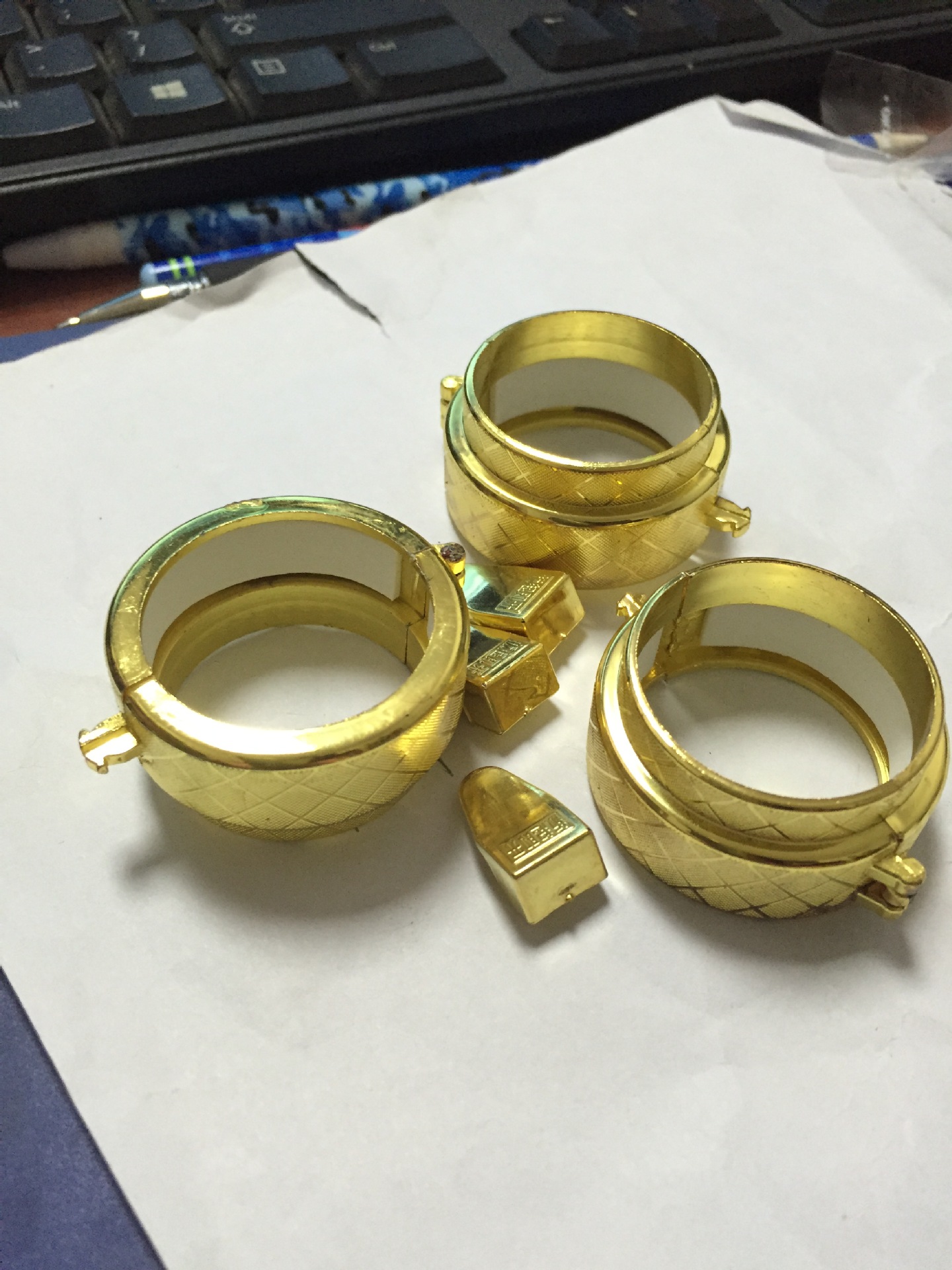 批发定做加工酒瓶锁扣 1斤酒瓶锁扣 酒瓶酒坛配件卡子