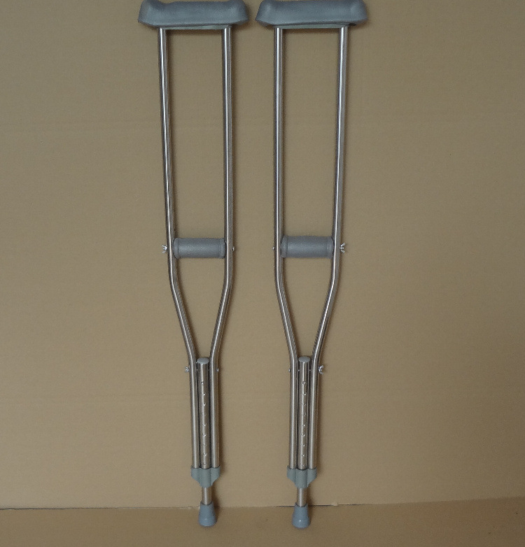 厂家直销批发加厚防滑不锈钢腋下拐杖医用拐杖九档可调节升