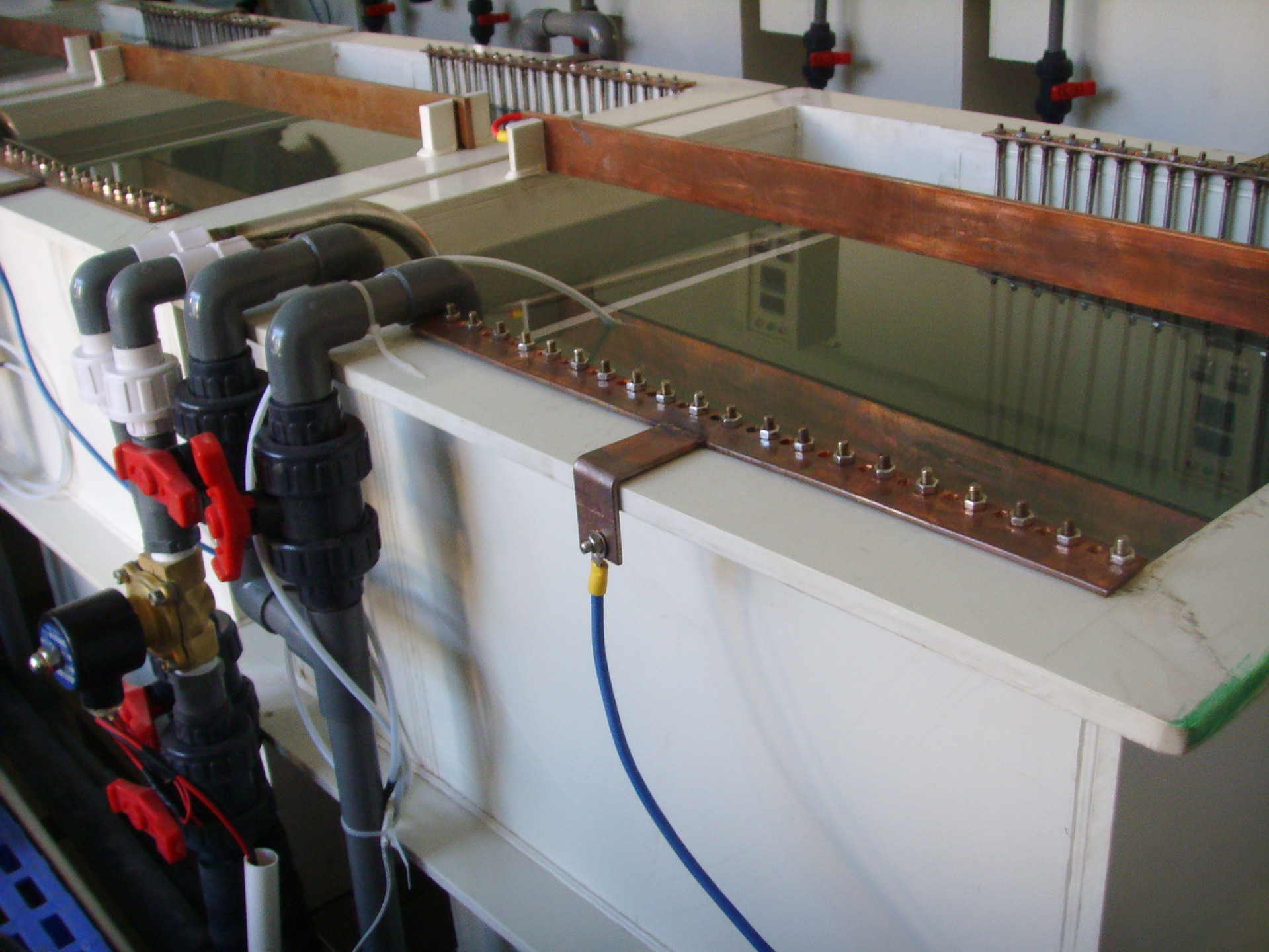 电泳设备生产线全自动阴极电泳生产线氧化电泳生产线金属表面处理