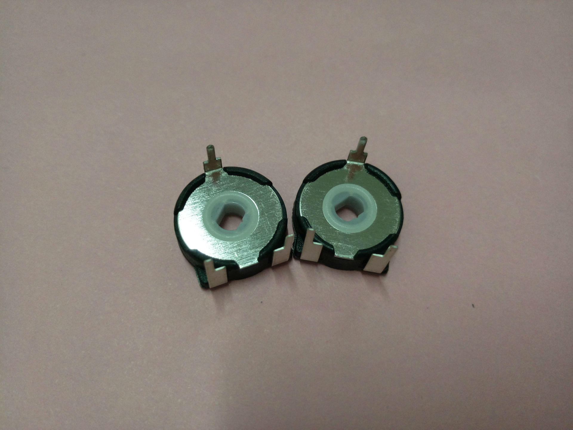 电位器今日价格行情查询-单圈线绕10kswiss电位器-阿里巴巴