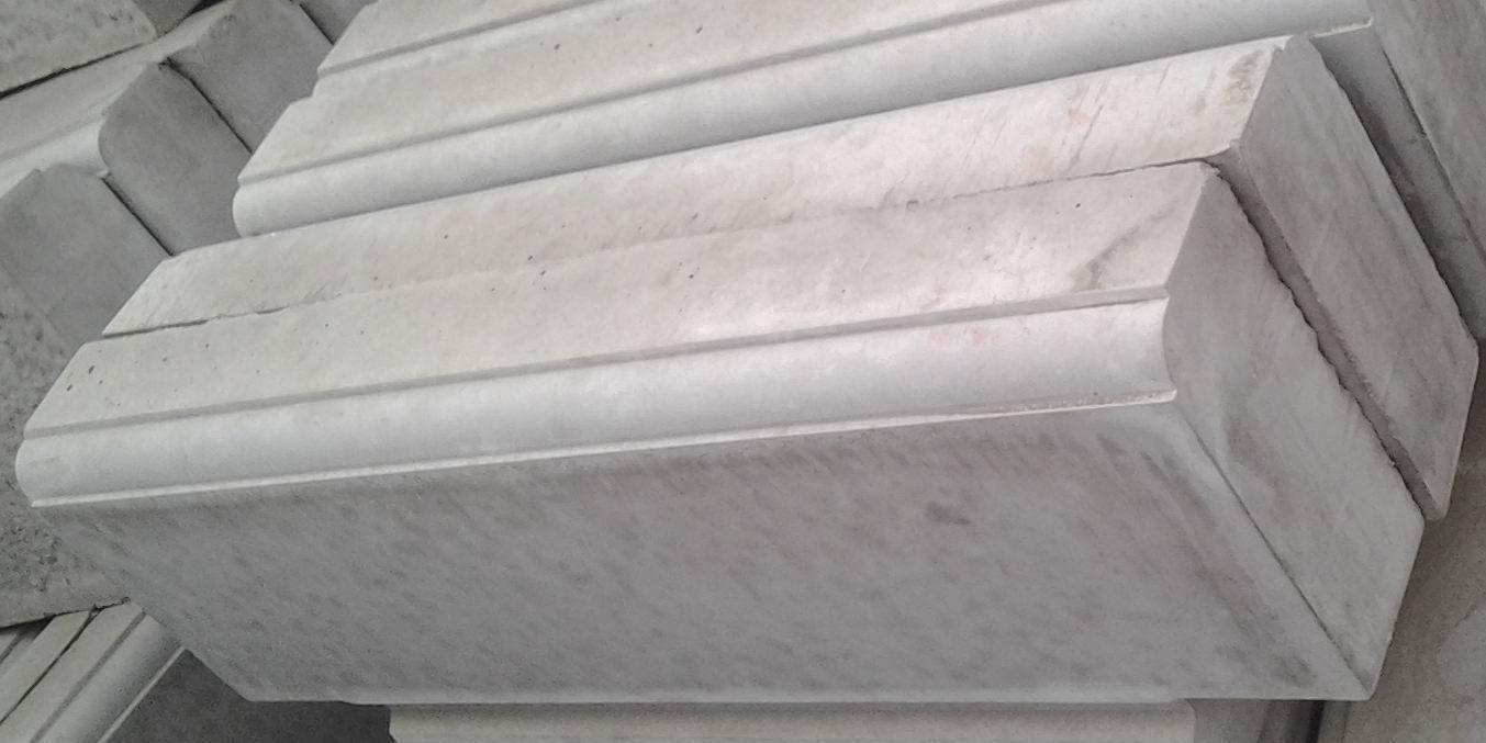 南京普通混凝土路牙石 防撞防腐蚀路沿石 五莲灰水泥路路缘石定制