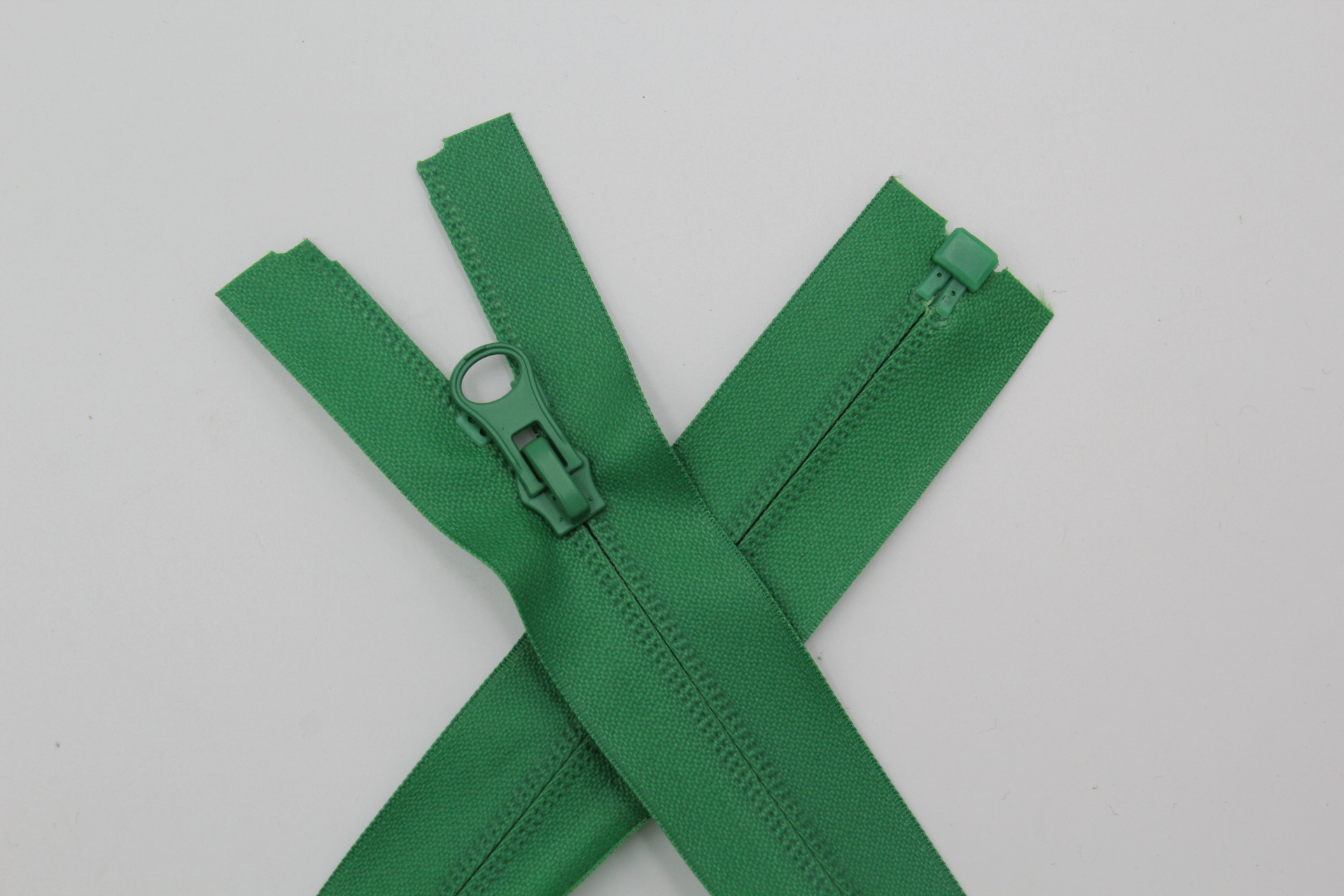 5号pvc尼龙防水哑光亮光条装拉链用于雨衣帐篷可定tpu进口材质