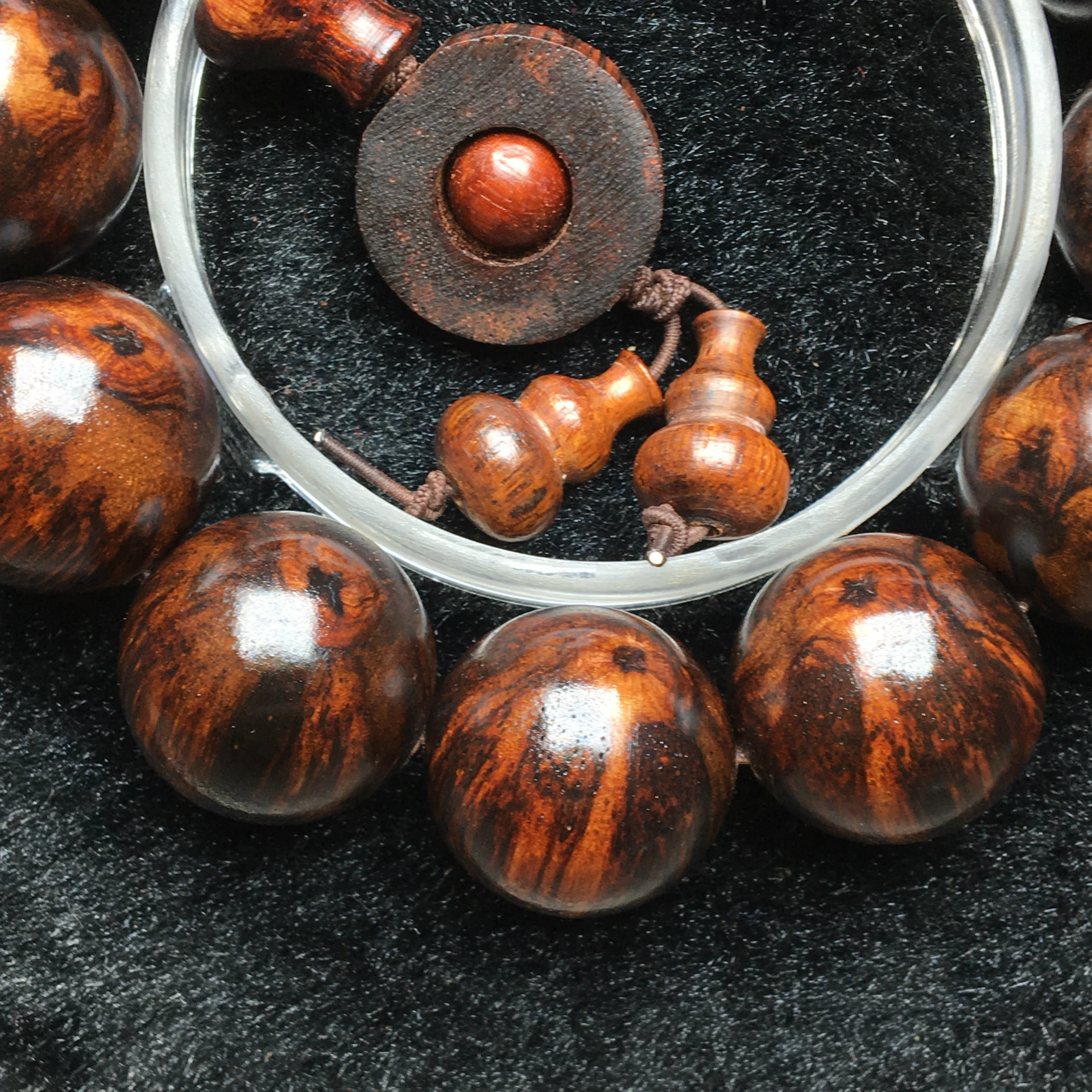 12月6日 老挝黄花梨 藤香木手串 微商专区 一物一拍 支持转图