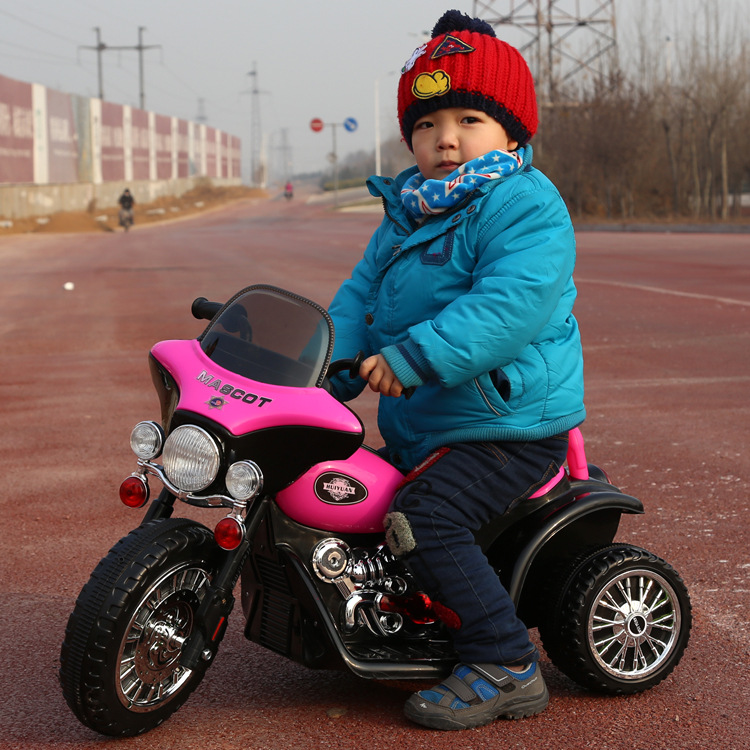 儿童电动摩托车小孩可坐可骑三轮车带音乐灯光童车厂家特价批发