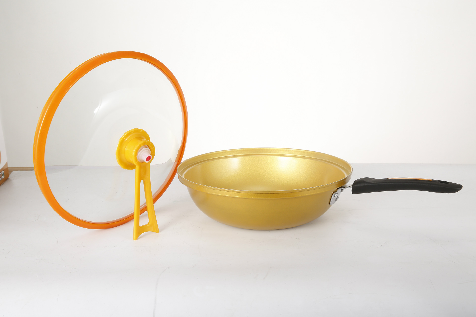 真空节能 富硒养生 黄金锅 不粘锅 炒锅