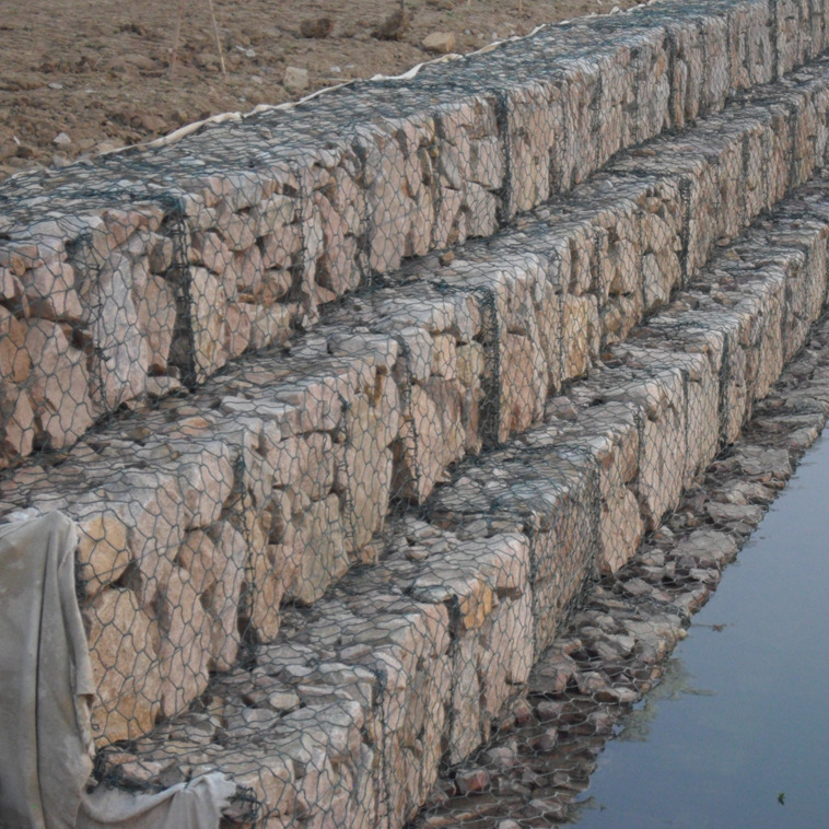 高强度低碳石笼 浸塑石笼网 河流石笼网