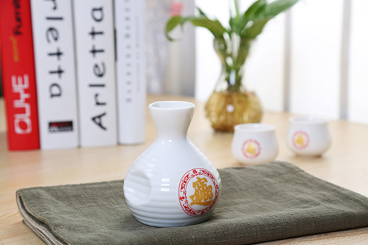 陶瓷酒壶 分酒器 白瓷酒壶 复古倒酒壶 批发