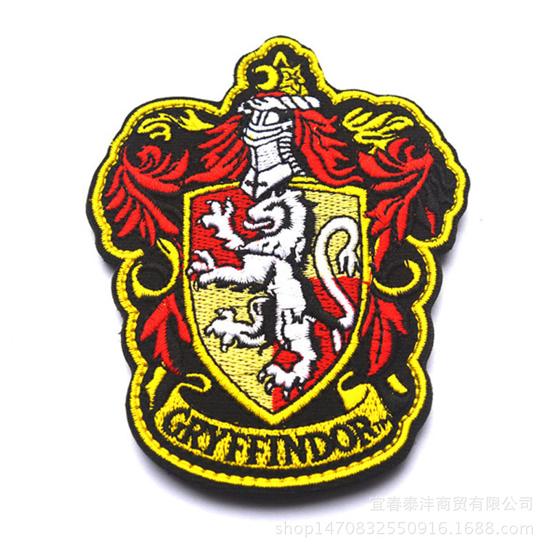 产品实拍图格兰芬多标志是狮子,代表精神勇敢,胆识,气魄和豪爽