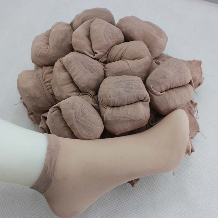 水晶丝是最薄最透明的丝袜)需要天鹅绒小辣椒款短丝袜请点击以下链接