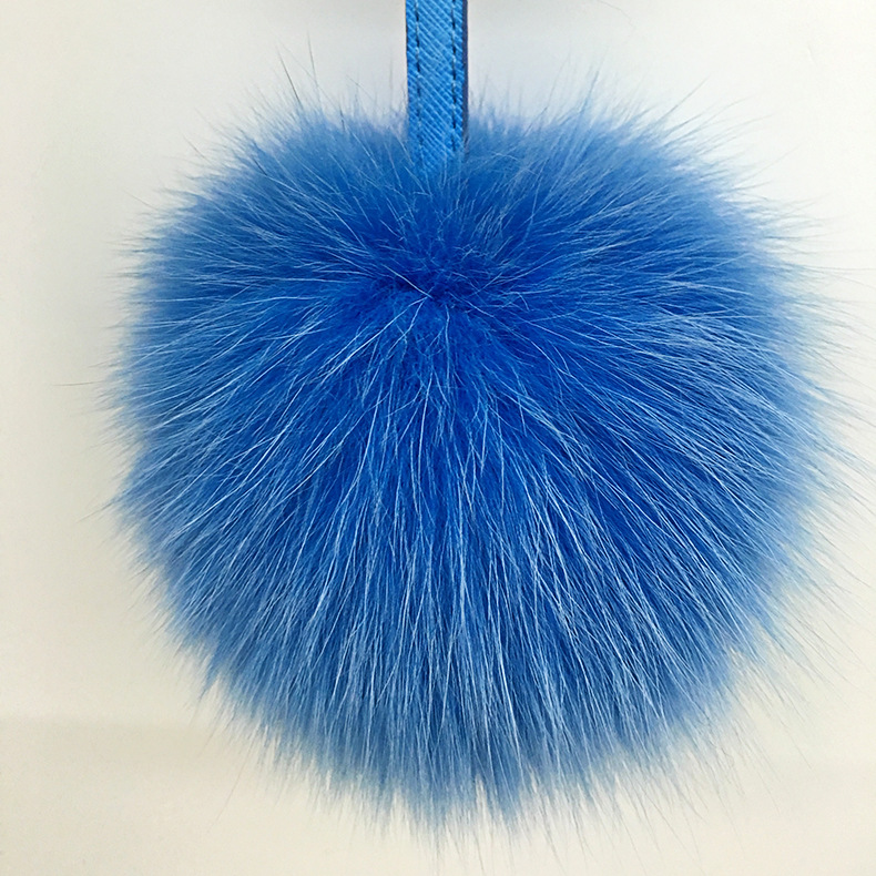 批发整皮狐狸毛球字母球11--15cm包包挂件饰品钥匙