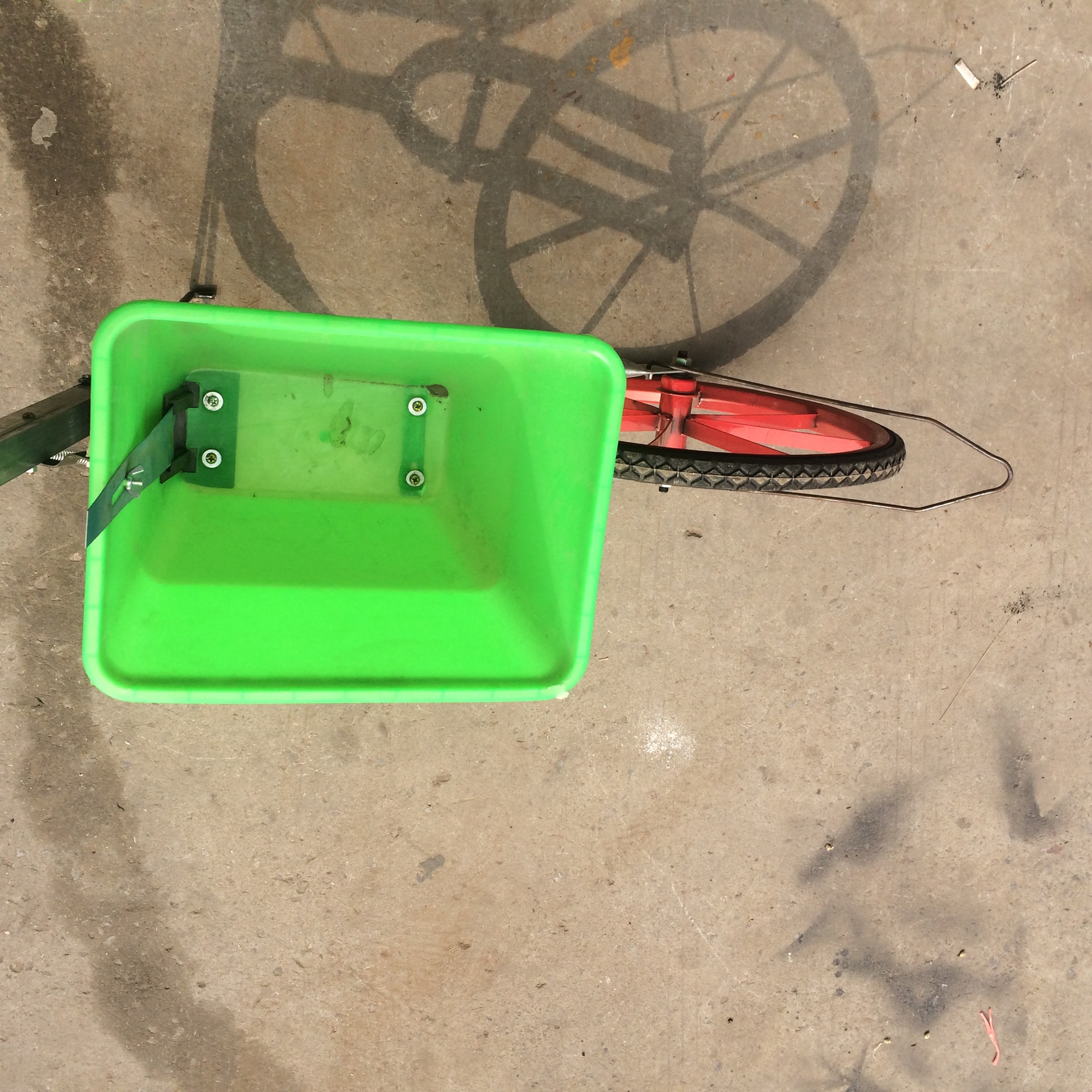 批发零售五金农具新型人力手推式施肥机小型施肥器 轻巧方便