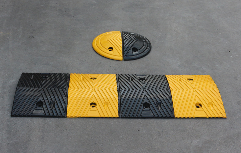 三门长力厂家直销人字形减速带圆头 厚40mm优质橡胶端头 批发