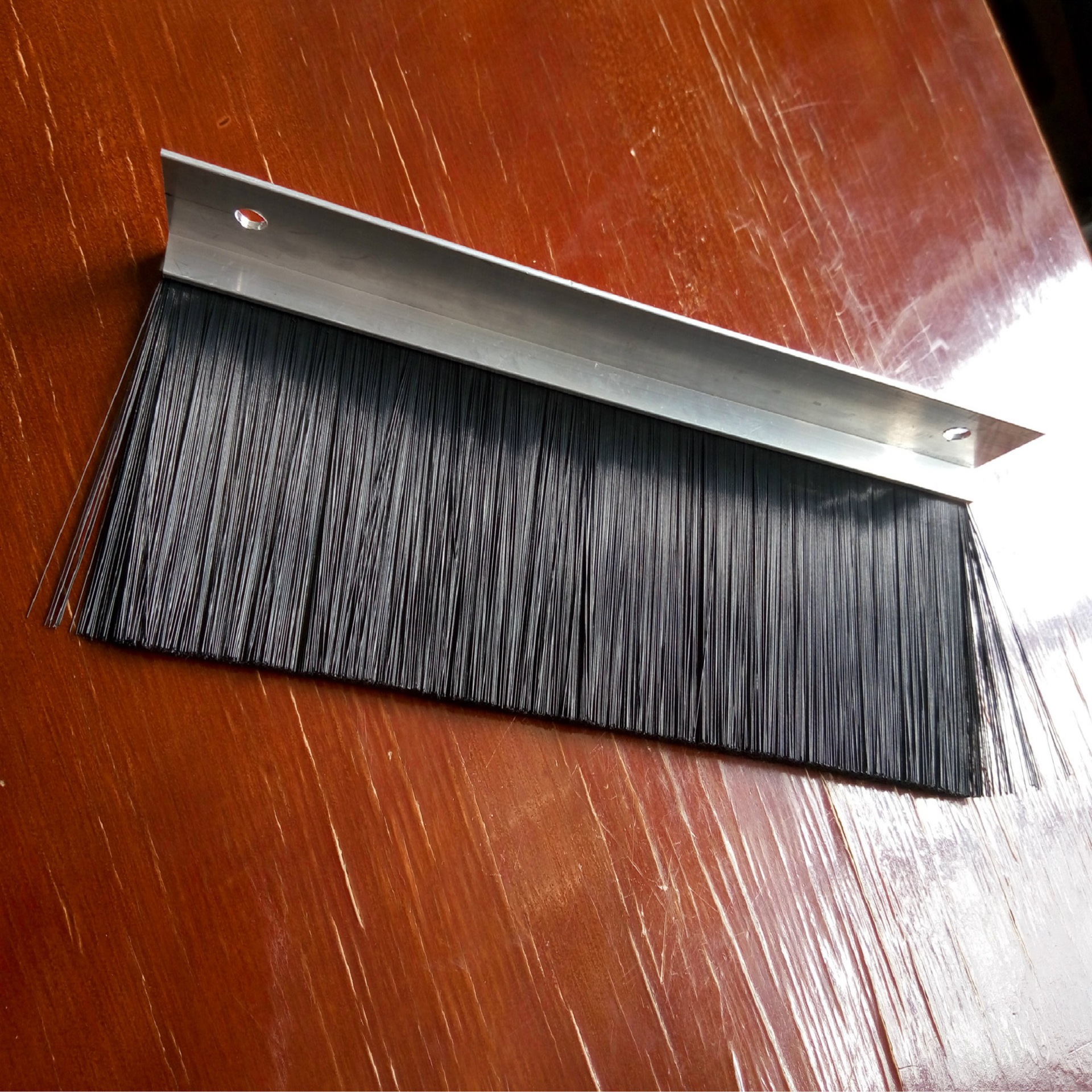 定制挡油刷 防尘条刷 铁皮毛刷条