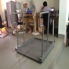 北京用WCS-200kg轮椅秤 透析轮椅地磅秤 病人用电子称