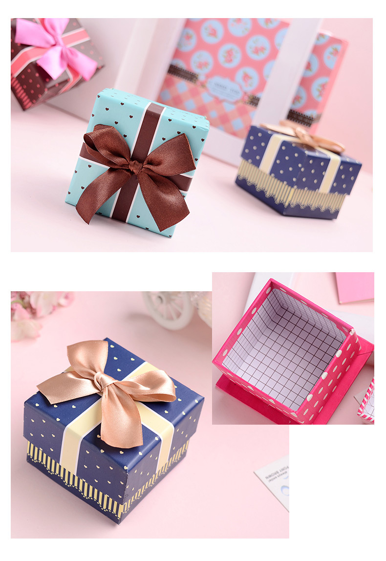节日糖果盒 礼品包装盒纸盒正方形首饰小单盒 时尚卡通 批发
