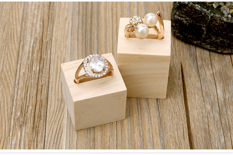 创意原木对戒展示架 情侣戒指座 戒指托架首饰收纳架银饰品展示架