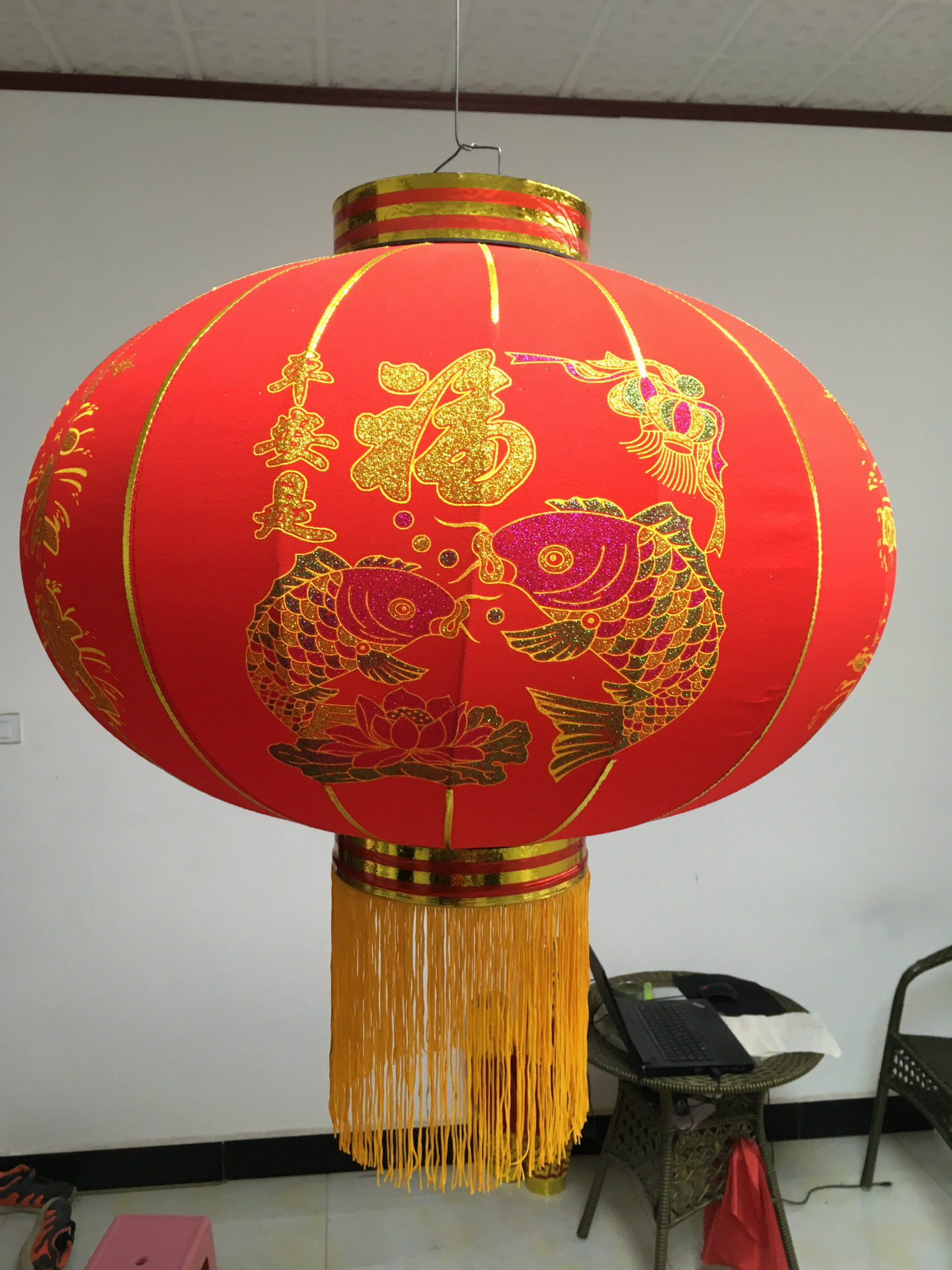 批发春节植绒灯笼 大灯笼 过年喜庆灯笼