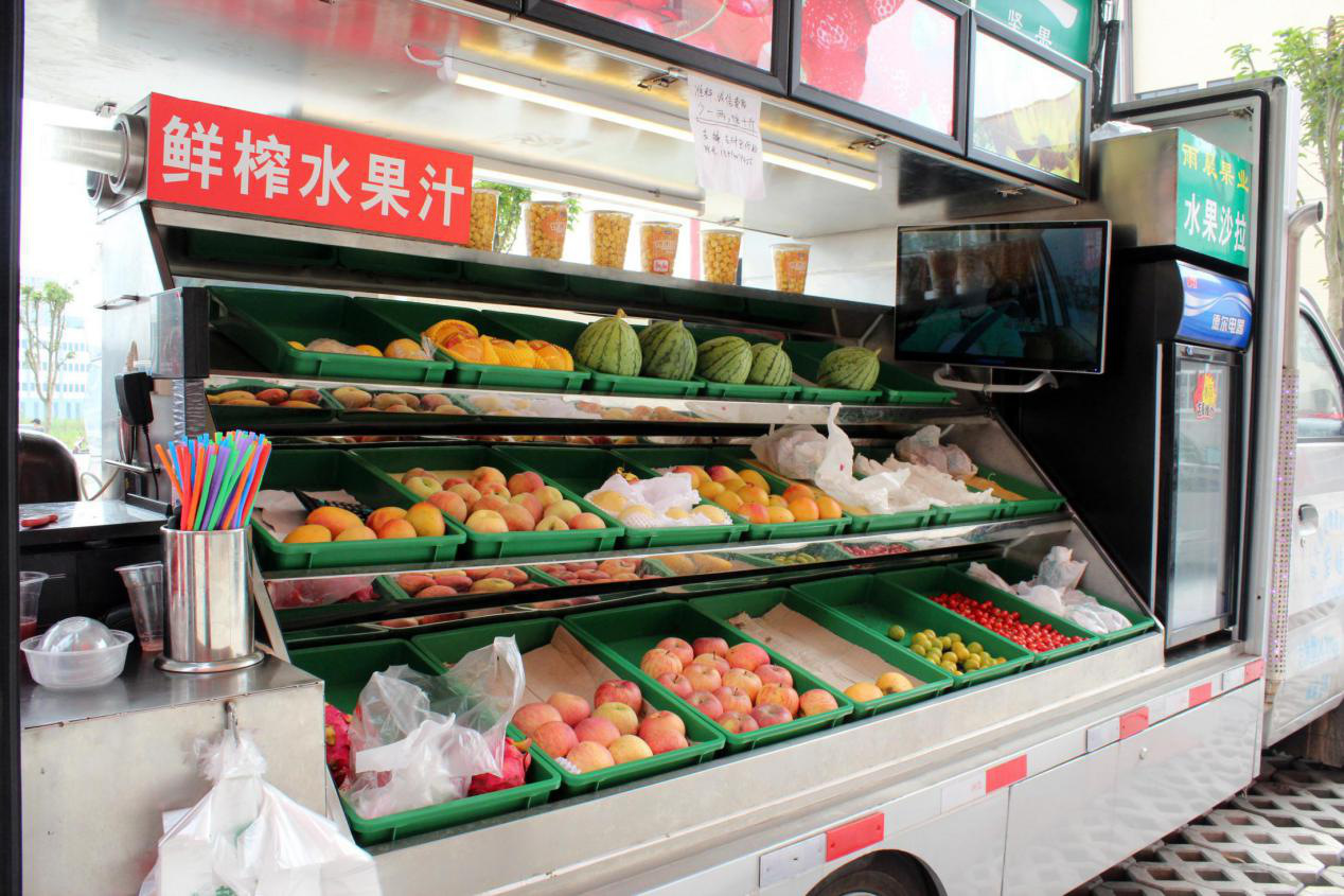 特制化狗头移动水果车 咖啡车 移动商店车 饮料果汁车