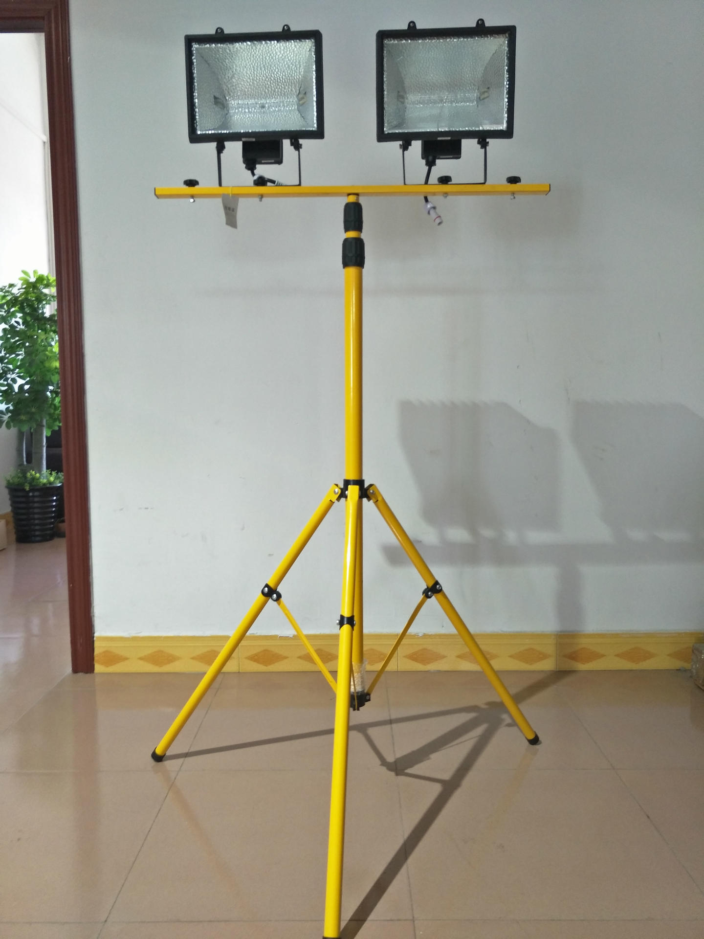 便携式支架三角架升降移动照明卤钨灯200