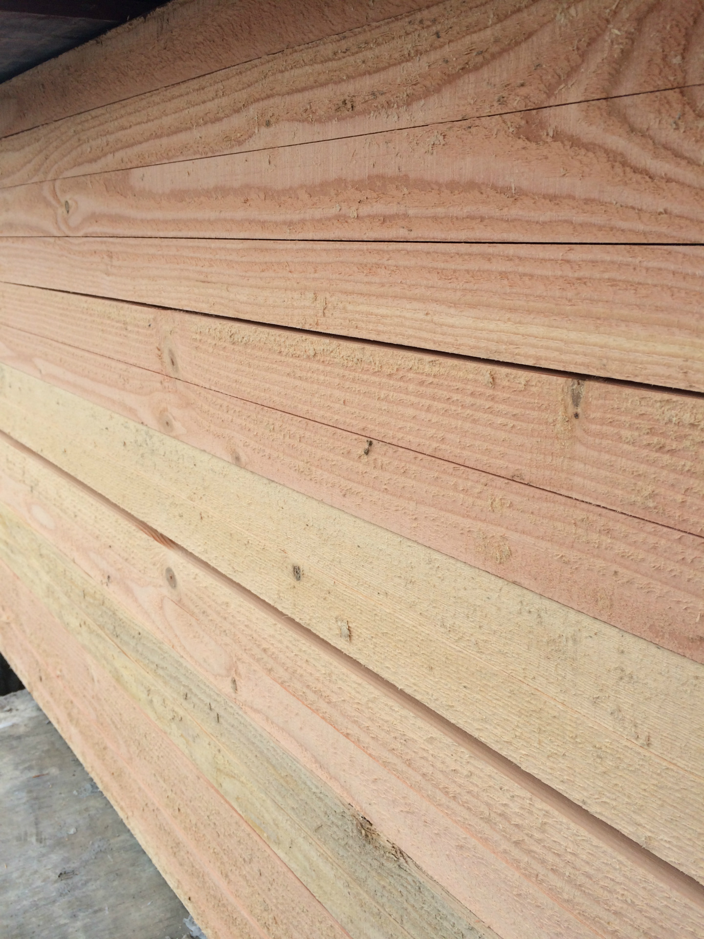 花旗松木板材 厂家供应销售松木板材 天然园林建筑工程防腐木方