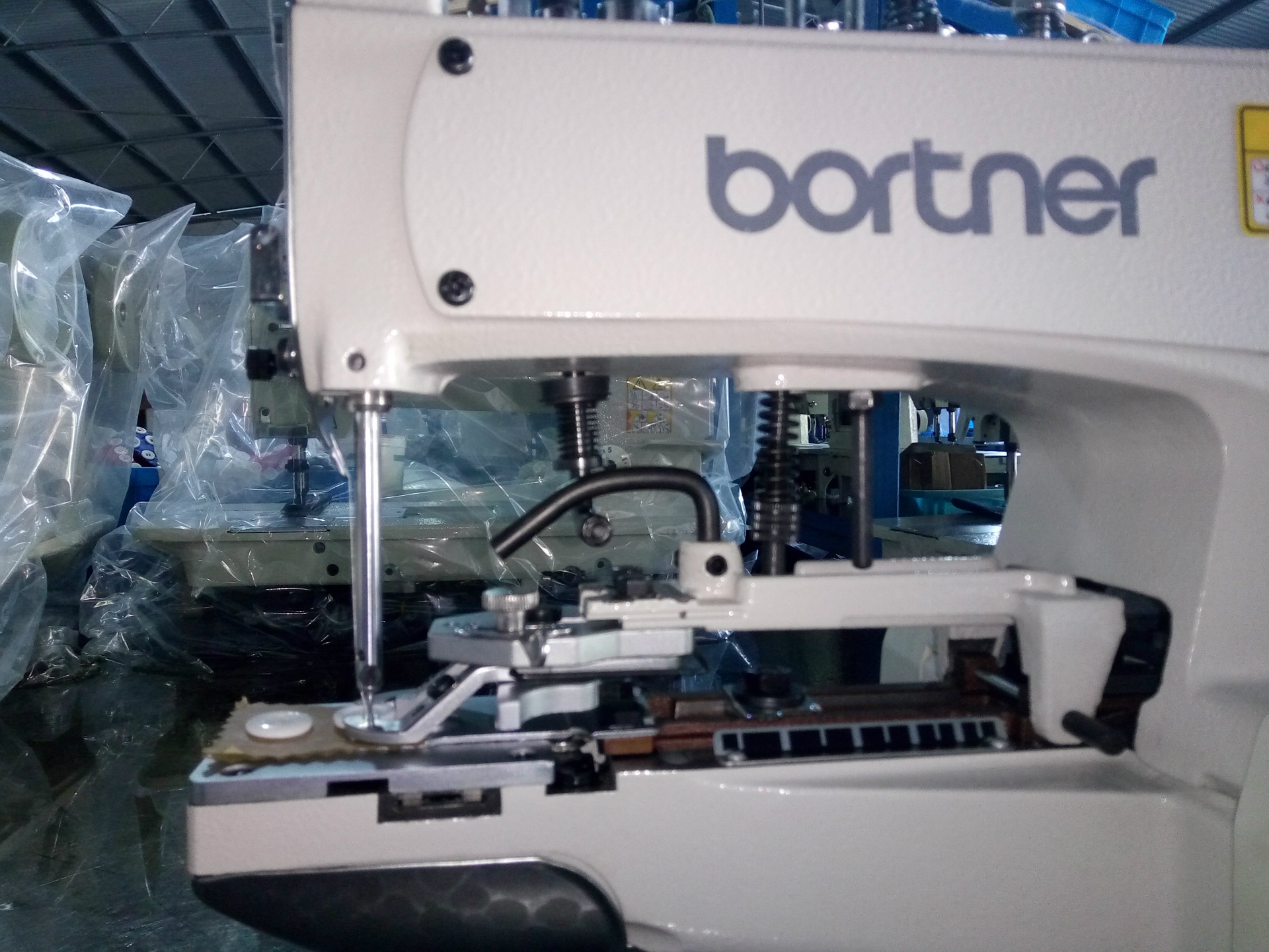 重机款373电脑直驱十字钉扣机自动化1377直驱钉扣机