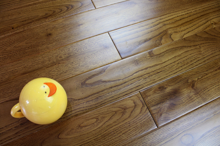 直销供应 栗木827地板 仿古浮雕 实木地板厂家 批发