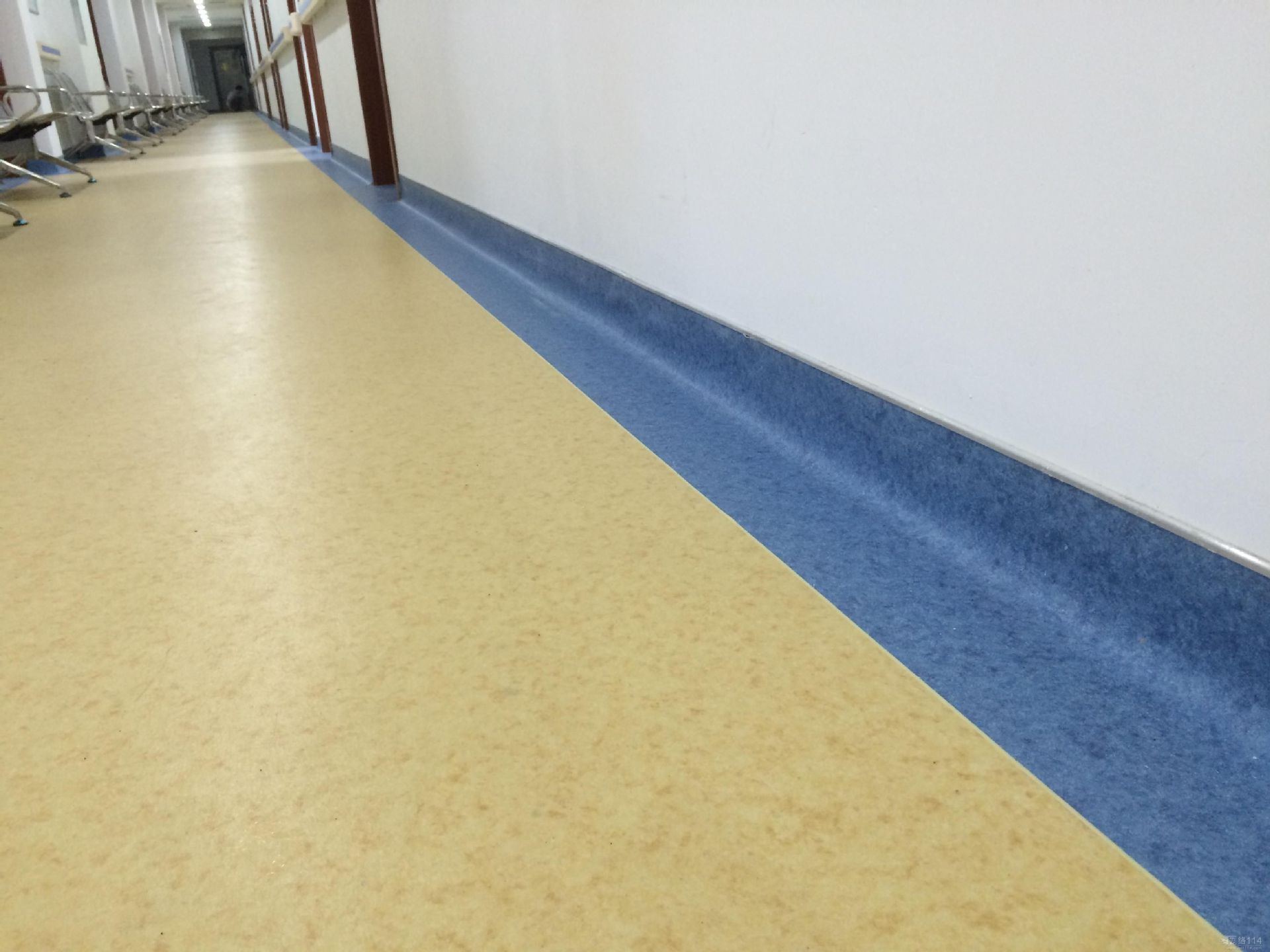 厂家直销pvc塑胶地板 抗压性能pvc地板革卷材加厚