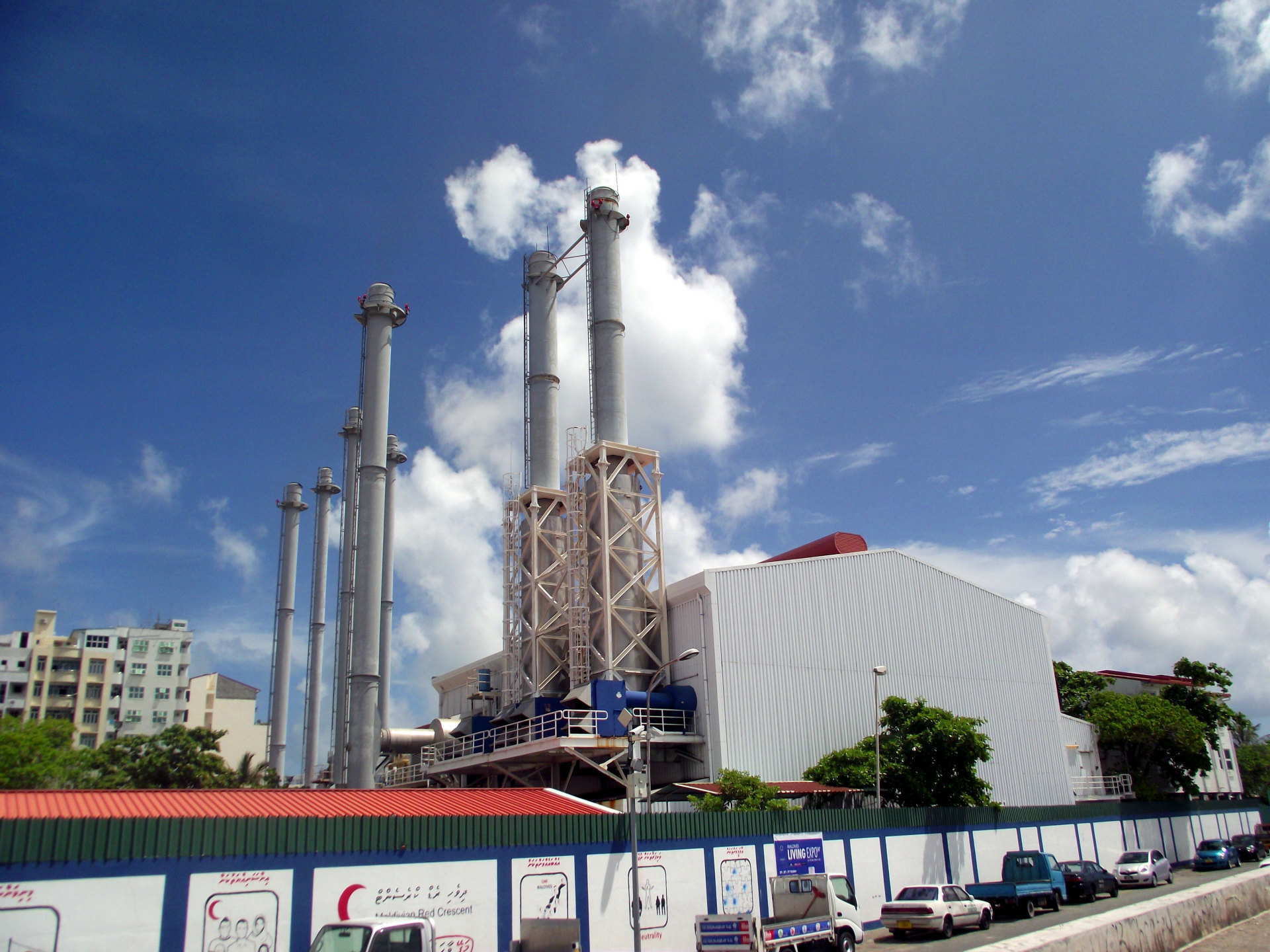 厂家供应批发 201甲基硅油 原装1kg包装 粘度耐温润滑剂