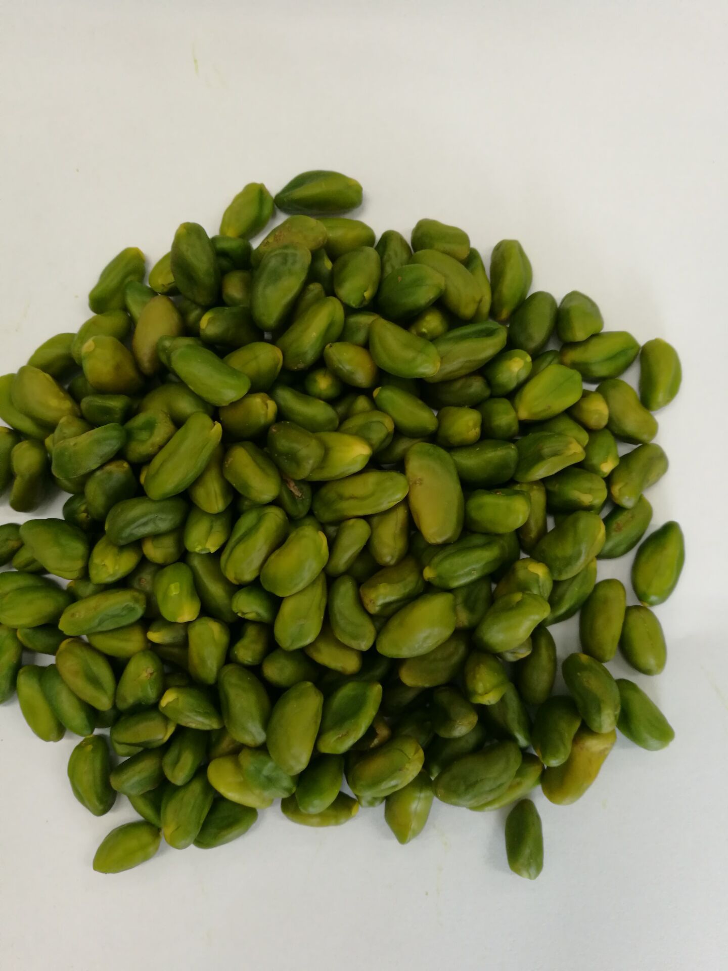 黄绿色去壳开心果开心果仁干度高松脆可口回味悠长开心果