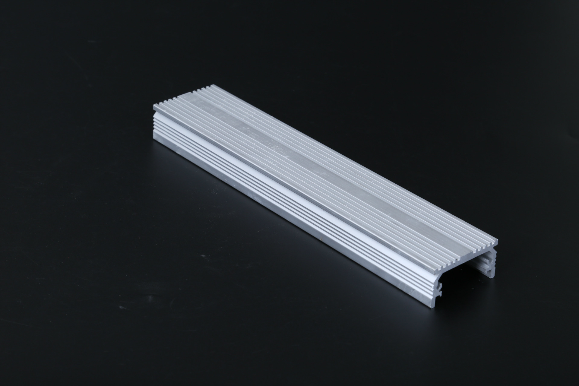 灯饰铝材 佛山厂家直销led线条灯铝型材-其他灯具配附件