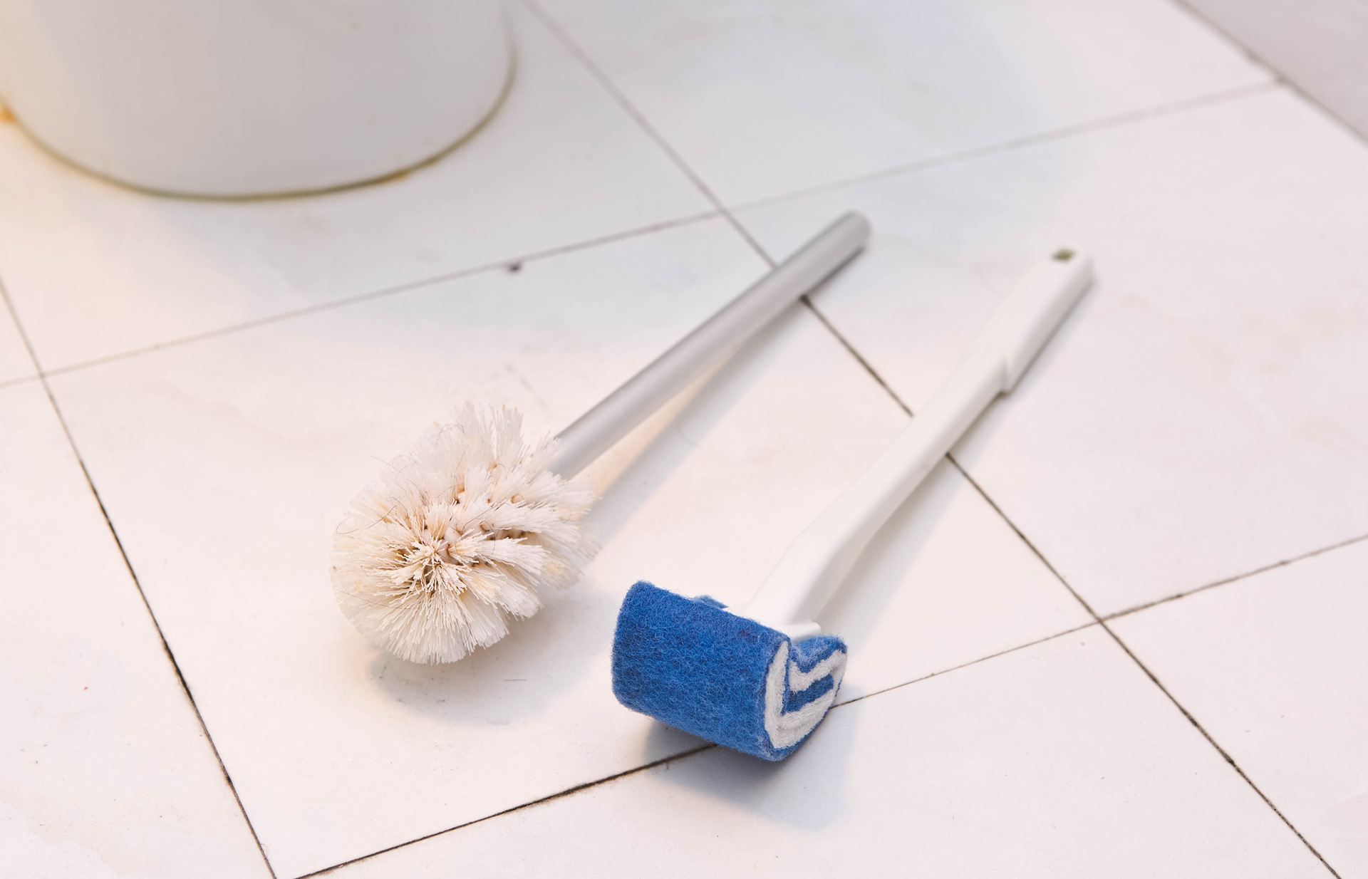 洗剂马桶刷子软毛刷创意长柄厕所刷卫生间洁厕刷马桶刷