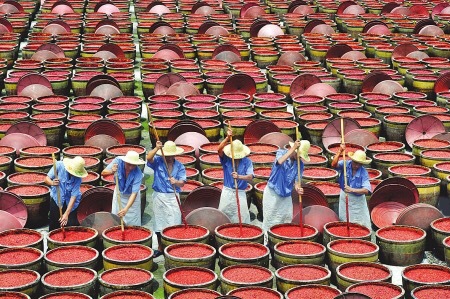 顺江郫县豆瓣酱香桶装豆瓣135kg红油豆瓣酱厂家