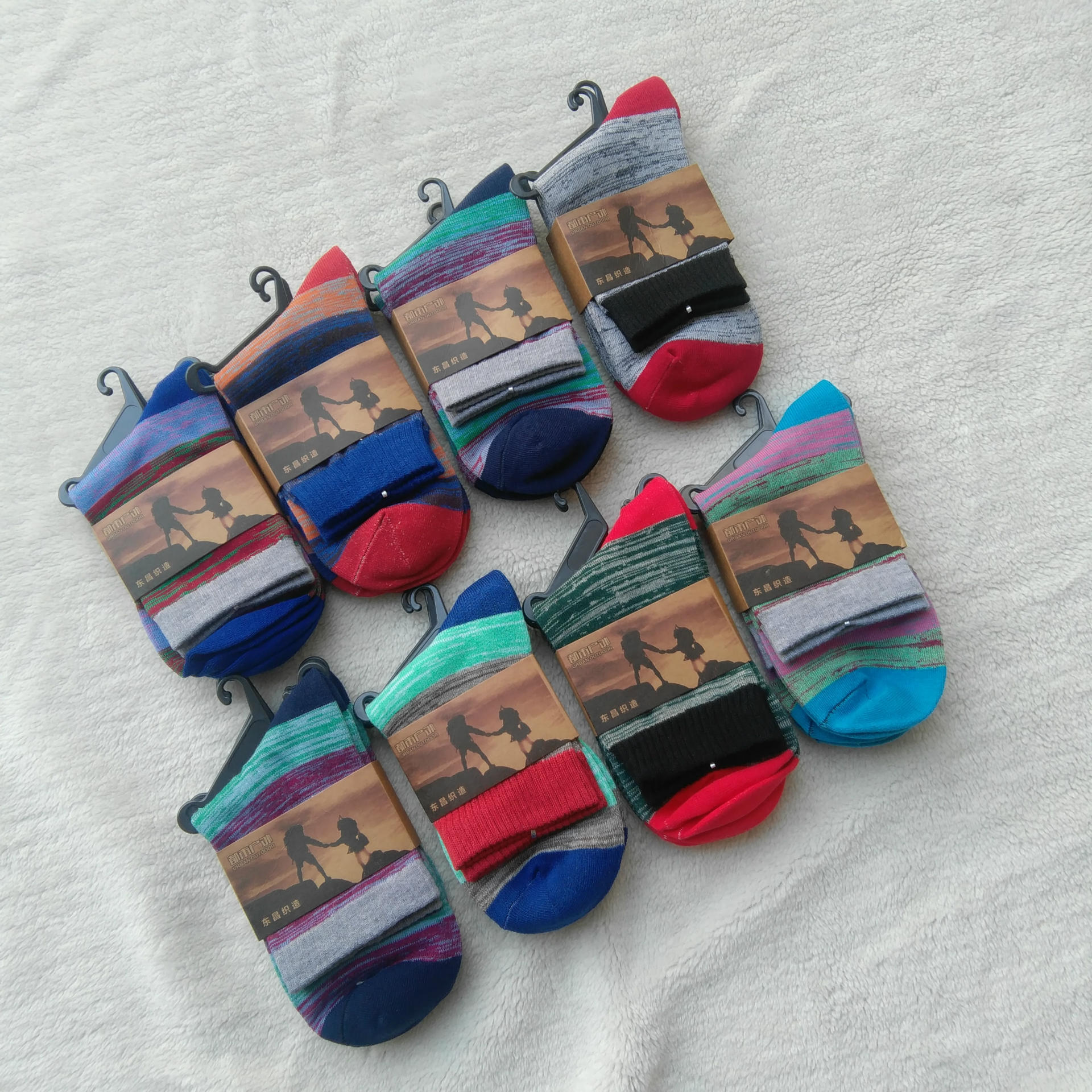 户外中筒男袜辽源袜子适合地摊销售