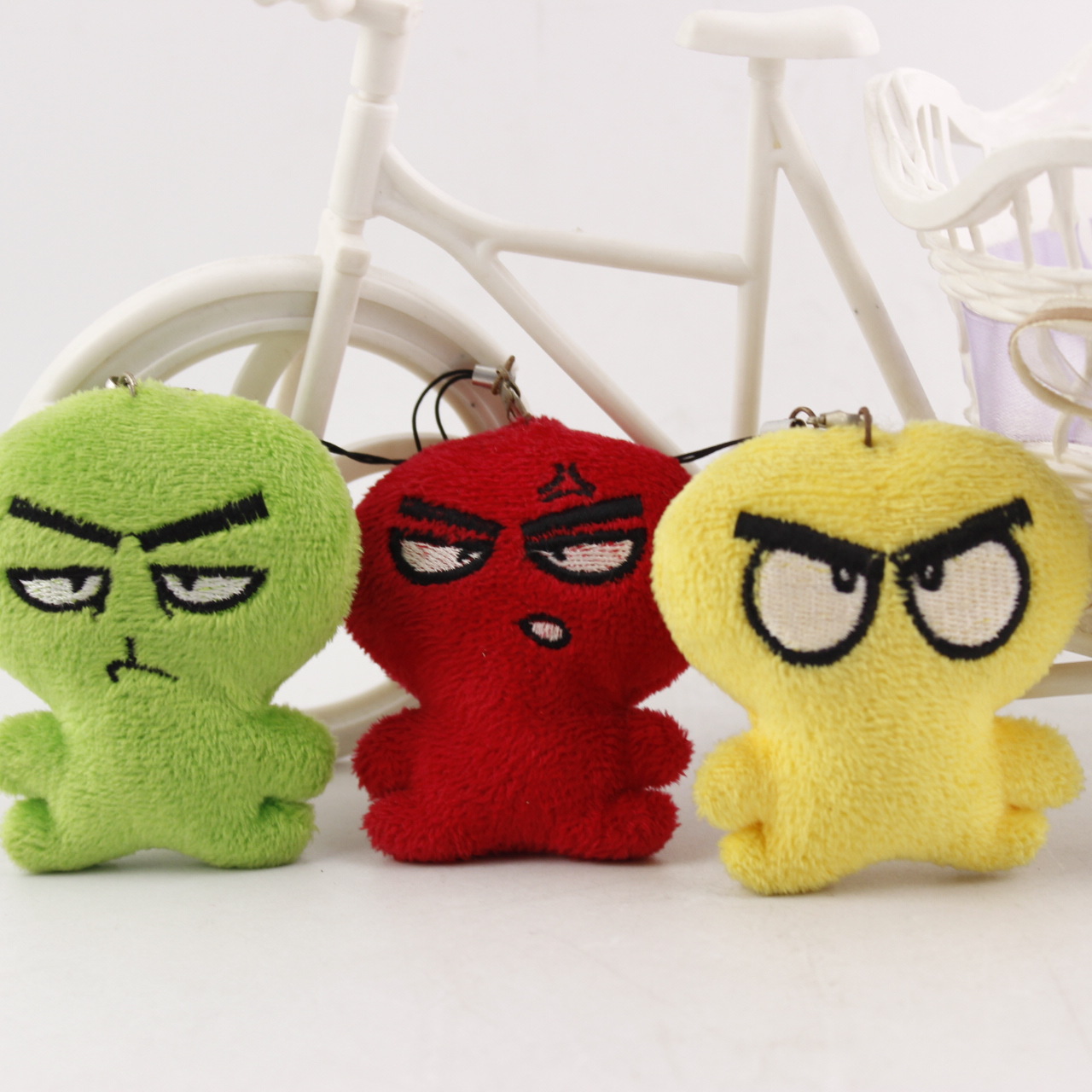 新款 毛绒玩具红黄绿小怪人挂件 包包装饰 汽车挂饰 可定制 批发