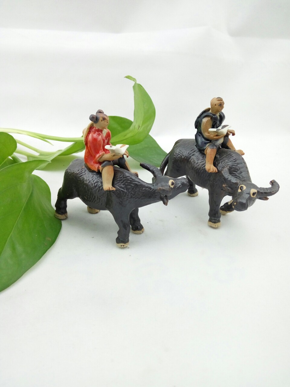 坐卧牧牛童 放牛娃 石湾陶瓷公仔 吸水石多肉盆景装饰 家居摆设