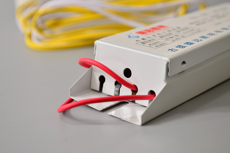 广告灯箱专用t8镇流器36w40w一拖二直管荧光灯日光灯管电子镇流器