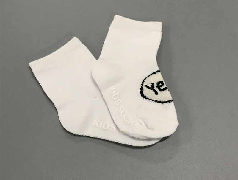 [yes no袜]新款不对称英文字母儿童袜防滑袜 短袜