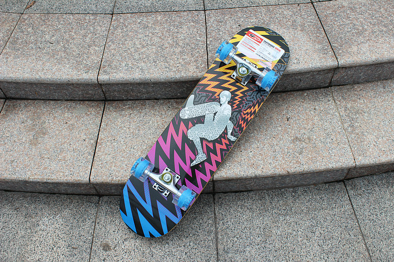 四轮滑板 双翘成人滑板 公路板 悦驰10