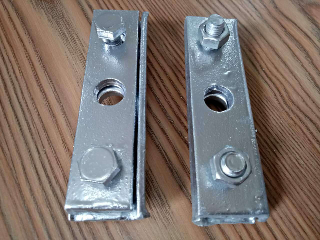 通讯单槽夹板钢绞线架空铁构件电线杆架线配件邮电常用标准件