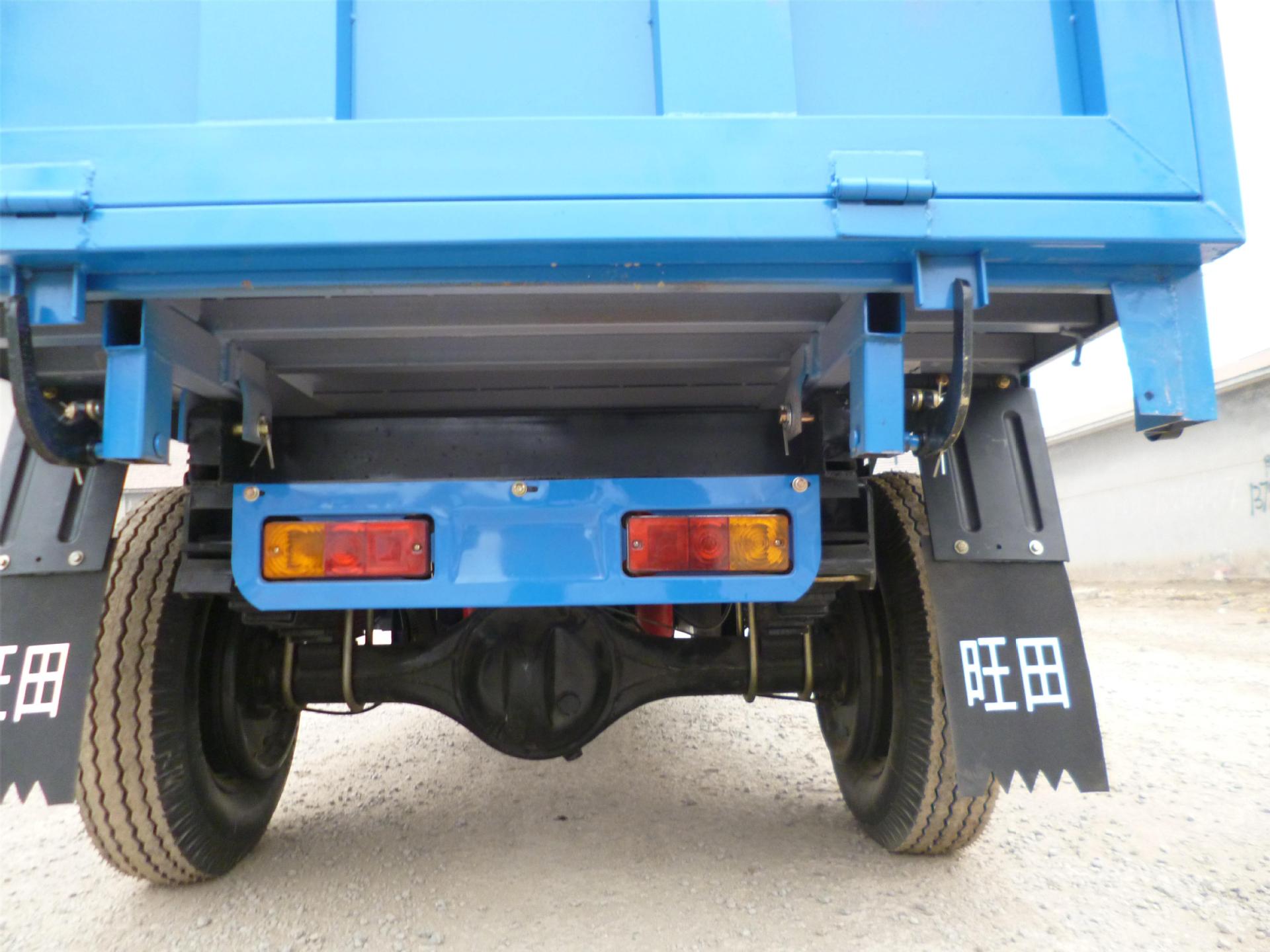 16年新款轴传动自卸三轮车,轻便灵活,载重量大,动力强爬坡力强