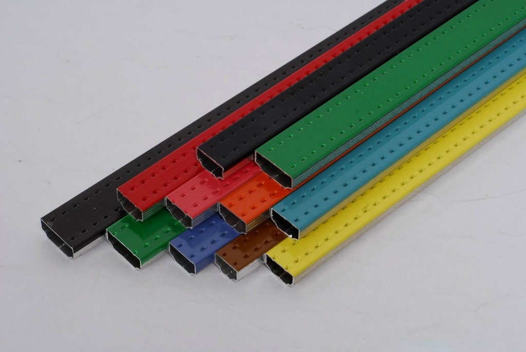 我公司长期供应中空玻璃铝隔条,中空铝条,可加工定做