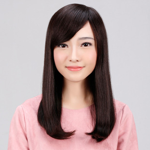 中长发直发梨花头